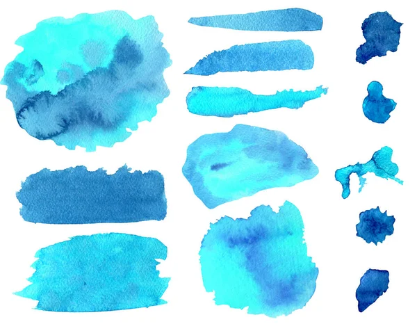 Set pennellate e sbavature blu acquerello. Strisce di acquerello colorate disegnate a mano e macchie isolate su sfondo bianco. Texture per testo, design decorativo. — Foto Stock