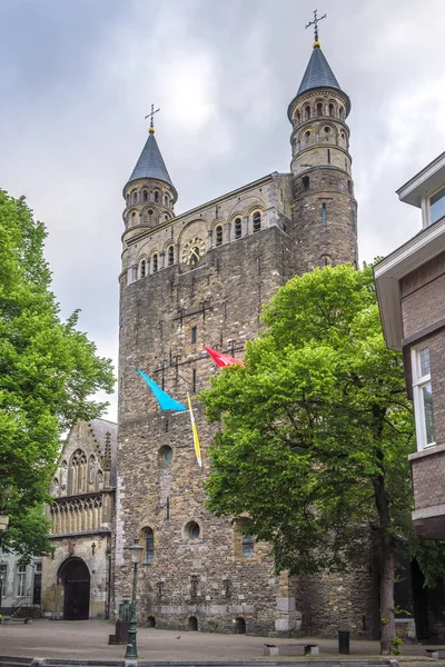 View Facade Basilica Our Lady Maastricht Netherlands — Stock Photo, Image