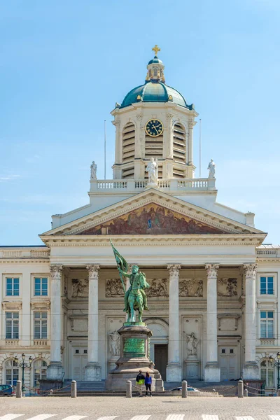 Widok Kościół Saint Jacques Sur Coudenberg Pomnik Gotfryda Bouillon Brukseli — Zdjęcie stockowe