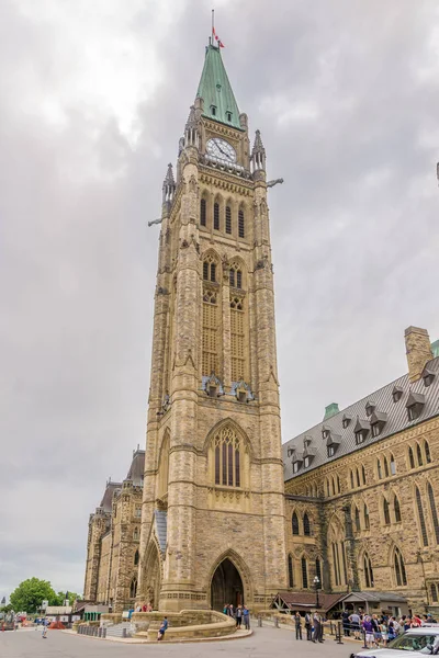 Ottawa Kanada Haziran 2018 Ottawa Parliament Yakınındaki Barış Kulesi Manzaraya — Stok fotoğraf