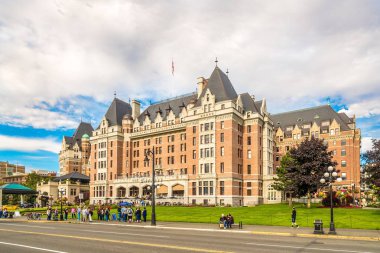 Victoria, Kanada - Temmuz 5,2018 - görünüm Fairmont Hotel, Victoria city sokaklarında. Victoria Kanada British Columbia eyaletinde başkentidir, Vancouver Adası Güney ucu.