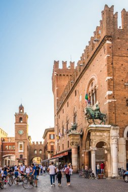 Ferrara, İtalya - Eylül 23,2018 - Ferrara.Ferrara içinde bina belediyede görünümüdür bir şehir ve İtalya'nın Ferrara eyaletinin başkenti Emilia-Romagna, İtalya,.