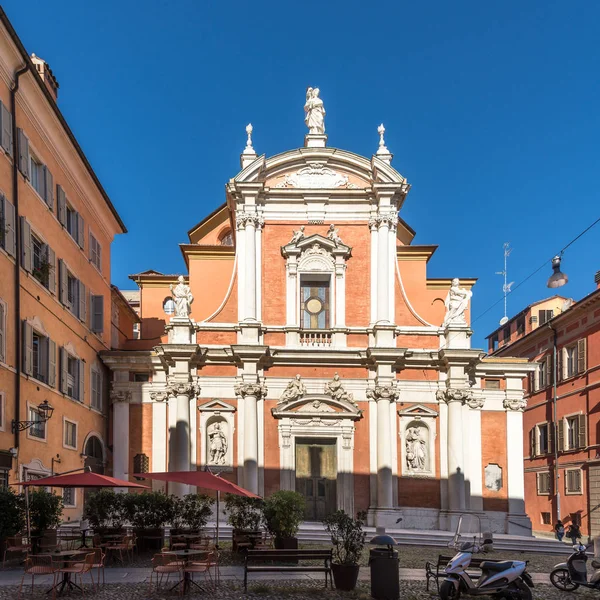 Zobacz Ulicach Miasta Modena Włochy Kościele San Giorgio — Zdjęcie stockowe