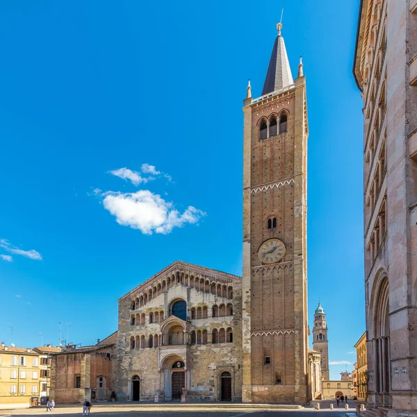 Visa Duomo Plats Med Domkyrkan Jungfru Maria Parma Italien — Stockfoto