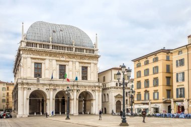 Brescia, İtalya - Eylül 26,2018 - görünümü, bina City hall (Loggia Sarayı) içinde Brescia. Bir şehir ve Kuzey İtalya'daki Lombardiya bölgesinin İtalya'nın Brescia olduğunu.
