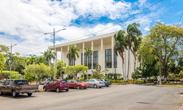 Blick auf das Nationaltheater in Managua - nicaragu — Stockfoto