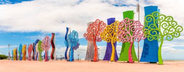 Nikaragua'daki Managua Malecon Parkı'ndaki Yaşam Ağaçları'nda panoramik manzara