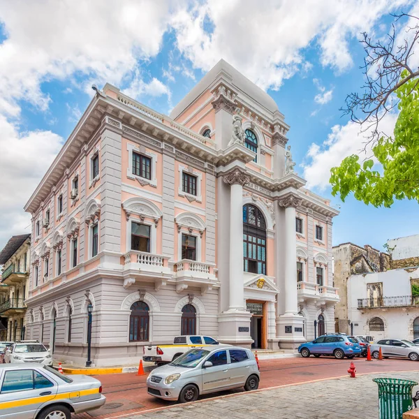 Edificio del Ayuntamiento en el Casco Viejo de la Ciudad de Panamá - Panamá — Foto de Stock
