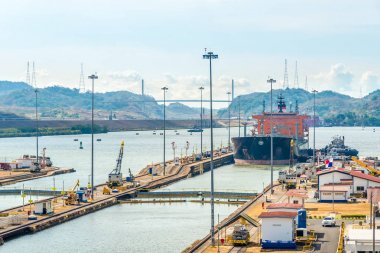 Ziyaret Miraflores ziyaretçi merkezi 'nin Miraflores Locks Pasifik tarafı-Panama