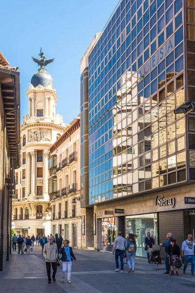 På gatorna i Valladolid i Spanien — Stockfoto