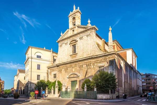 Palencia Compania Kilisesi görünümü - İspanya