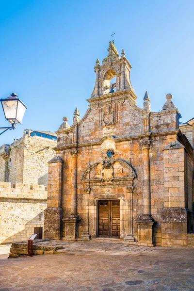 Kerk van San Cayetano in Puebla de Sanabria-Spanje — Stockfoto