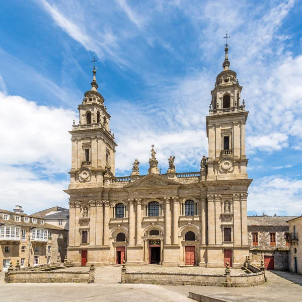 Pohled na Fašádu katedrály Santa Maria v Lugo-Španělsko — Stock fotografie