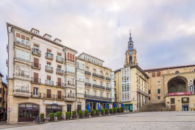 İspanya'da Vitoria-Gasteiz'deki Virgen Blanca Meydanı'nda