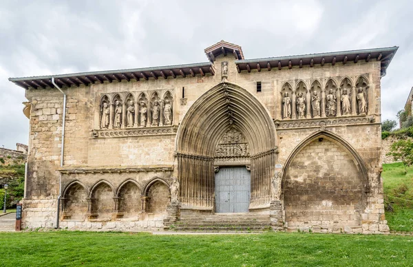 Vista en la Iglesia de Santo Sepulcro en Estella Lizarra - España —  Fotos de Stock