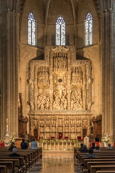 A Huesca-i Szent Mária-székesegyház oltára — Stock Fotó