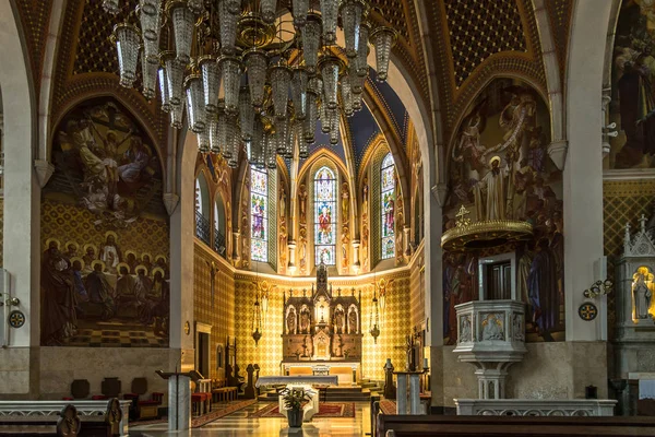 Vista en el Interior de la Iglesia de San Martín en Bled - Eslovenia — Foto de Stock