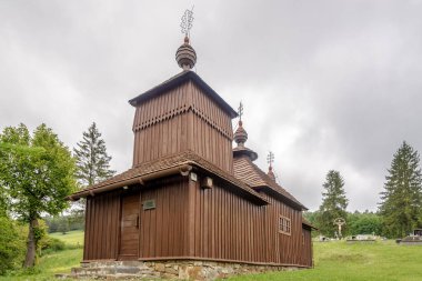 Korejovce-Slovakya köyündeki Kutsal Bakire Kilisesi 'ne bakın.
