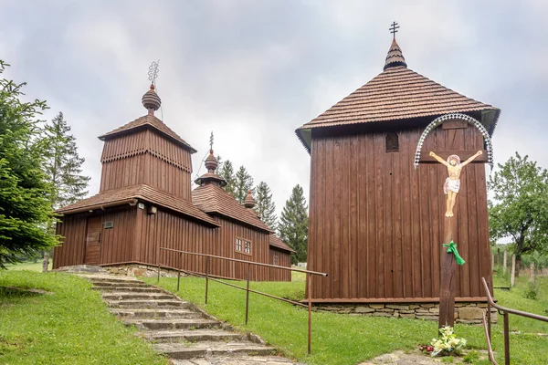 Vista Iglesia Madera Santísima Virgen Aldea Korejovce Eslovaquia — Foto de Stock