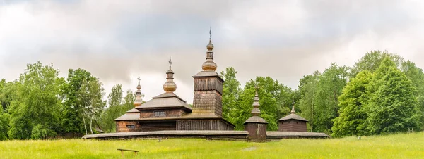 Vue Panoramique Église Bois Sainte Paraskeva Depuis Village Nova Polianka — Photo