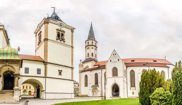 Veduta Del Municipio Vecchio Della Basilica San Giacomo Nella Piazza — Foto Stock