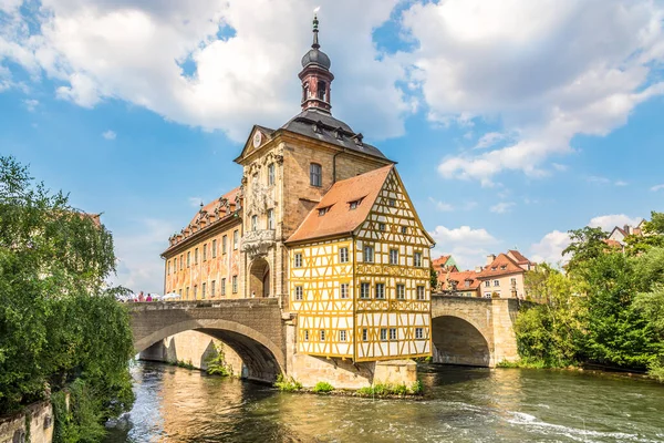 Bamberg Germany August 2020 Вид Старому Ратуші Мостом Через Річку — стокове фото