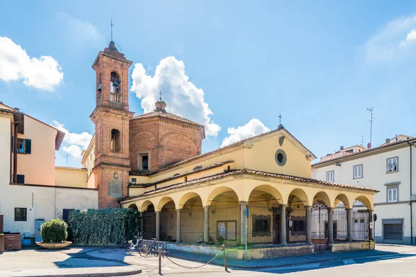 Вид Церкву Дель Поццо Вулицях Міста Емплі Італія — стокове фото