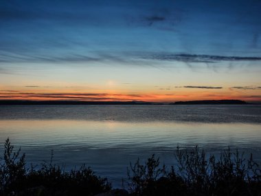 Sidney, Vancouver Adası, İngiliz Co sahilinde gün batımı görünümü