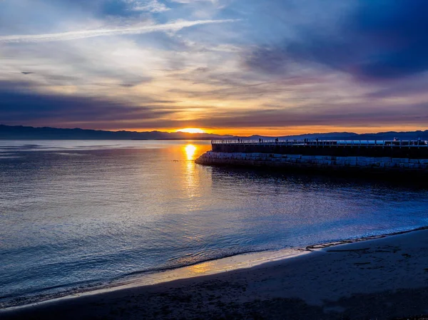 Sunset at the breakwater in  Victoria BC, Canada — Stock Photo, Image