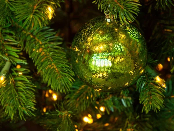 Christmas tree decorations — Stock Photo, Image