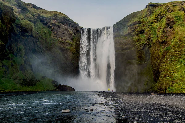 Skogafoss Cascada Din Islanda Este Uimitoare Merită Urcați Mai Mult — Fotografie, imagine de stoc