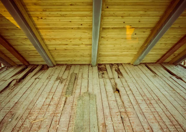 Holzboden Mit Weißer Holzwand — Stockfoto