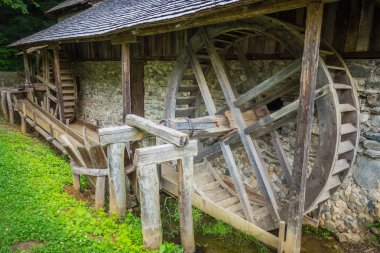 Eski köyde geleneksel evin görünümü