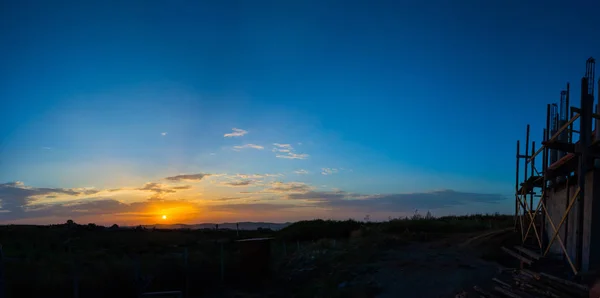 Scenisk Över Molnig Himmel Vid Solnedgången — Stockfoto