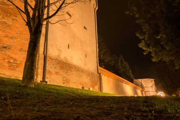 Старый Заброшенный Замок Городе Ночное Время — стоковое фото