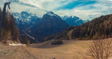 Scenic of mountains landscape at daytime 