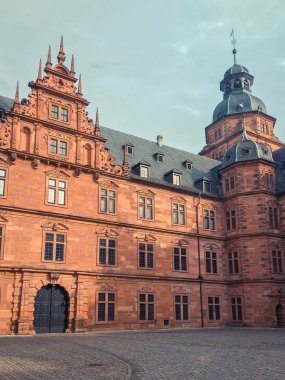 Avrupa 'daki eski binalar