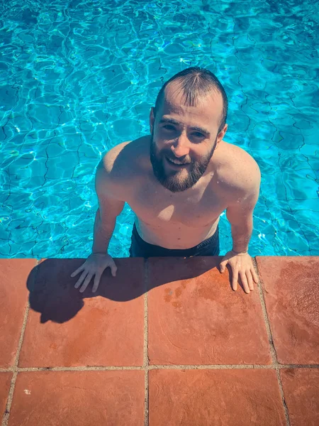 Young Man Having Fun Pool Daytime — Stock Photo, Image