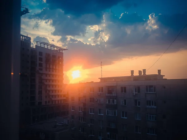 Východ Slunce Zamračené Obloze Nad Staveništěm — Stock fotografie