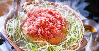 Seul Kore restoranda sığır Barbekü Bulgogi, yaşam tarzı f