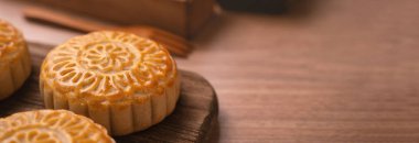Yuvarlak şekilli ay pastası Mooncake - Çin tarzı geleneksel geçmiş