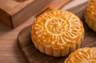 Yuvarlak şekilli ay pastası Mooncake - Çin tarzı geleneksel geçmiş