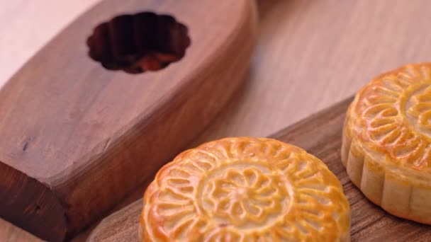 Fresh Baked Chinese Moon Cake Pastry Wooden Serving Tray Traditional — Stock Video