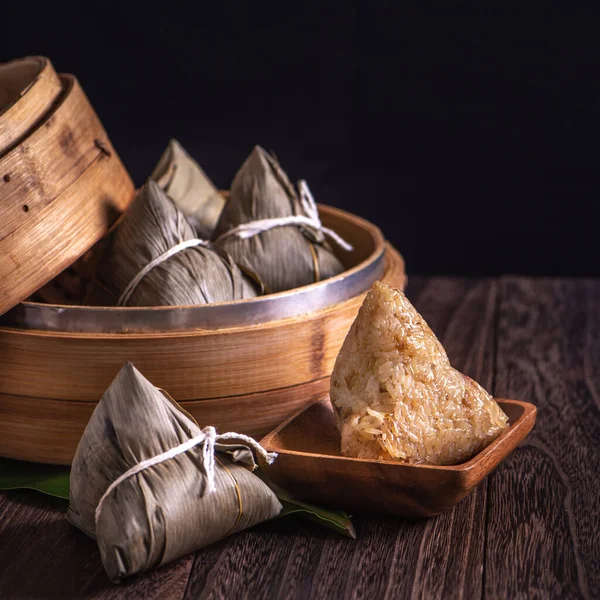 Rýžový Knedlík Zongzi Dragon Boat Festival Bunch Chinese Tradiční Vařené — Stock fotografie
