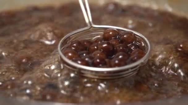 Koken Koken Bruine Suiker Smaak Tapioca Parel Ballen Ingrediënt Van — Stockvideo