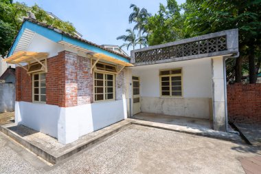 Taoyuan, Tayvan - 2 Eylül 2020: Matsu New Village Sanat Parkı, Zhongli İlçesi 'nde kültürel varlık koruma mirasının geleneksel evi, askeri bağımlıların köyü.
