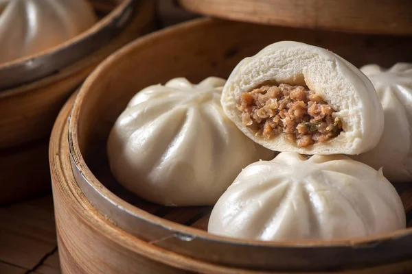 Delicious Baozi Chinese Steamed Meat Bun Ready Eat Serving Plate — Stock Photo, Image