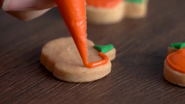 Primo Piano Zoom Decorazione Carino Zucca Biscotti Pan Zenzero Halloween — Video Stock