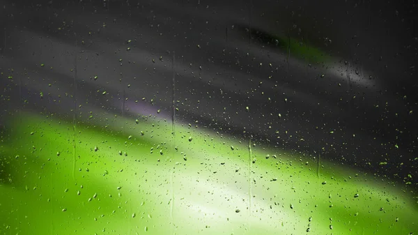 緑と黒の水滴の背景 — ストック写真