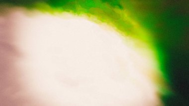 Yeşil Gökyüzü Sarı Arka Plan